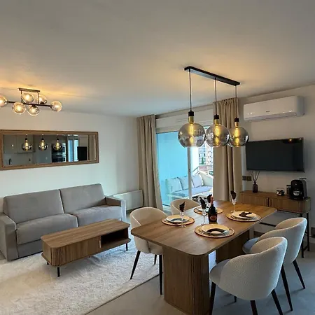 Panorama Sea View - Climatise, Parking Gratuit, Proche * Antibes
